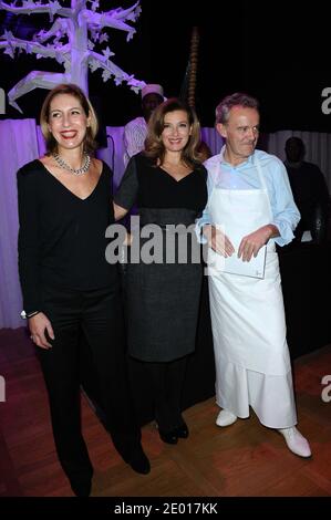 Gwendoline Khoudi, Valerie Trierweiler e Alain Passard partecipano all'evento benefico 'NE les Oublions Pas' Action Contre la Faim al Grand Palais, a Parigi, Francia, il 20 novembre 2013. Foto di Aurore Marechal/ABACAPRESS.COM Foto Stock