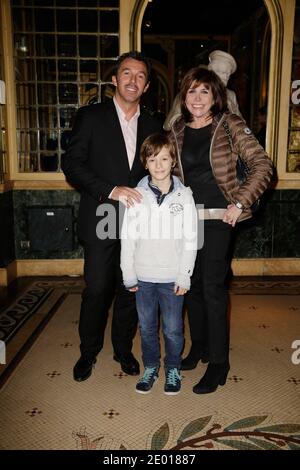 Liane Foly durante la presentazione di Babbo Natale da Coca Cola cera figura al Musee Grevin a Parigi, Francia il 20 novembre 2013. Foto di Jerome Domine/ABACAPRESS.COM Foto Stock