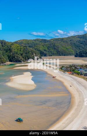 Spiaggia nella baia di Torrent al parco nazionale Abel Tasman in Nuova Zelanda Foto Stock