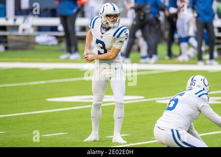 Houston, Texas, Stati Uniti. 6 Dicembre 2020. Indianapolis Colts kicker Rodrigo Blankenship (3) si prepara a dare il via ad un punto in più durante il primo trimestre di una partita di football NFL tra gli Indianapolis Colts e gli Houston Texans allo Stadio NRG di Houston, Texas. I Colts hanno vinto il gioco dal 26 al 20.Trask Smith/CSM/Alamy Live News Foto Stock