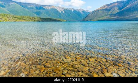 Vista sul lago Rotoiti in Nuova Zelanda Foto Stock