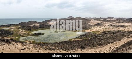 Vista panoramica sul paesaggio vulcanico dell'Isla de Lobos a Fuerteventura, Isole Canarie, Spagna. Foto Stock