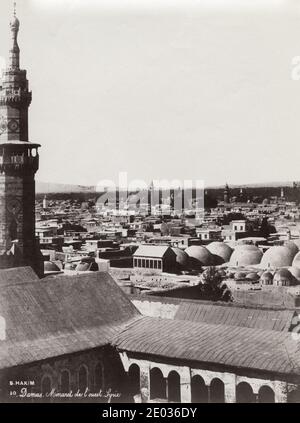 Fotografia d'epoca del XIX secolo - vista sul tetto di Damasco presa dal minareto di una moschea, intorno al 1890. Foto Stock