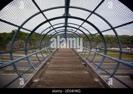 Passaggio aperto sulla strada Foto Stock