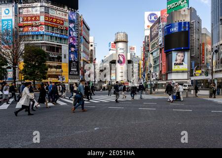 Gifu, Giappone - 22 Marzo 2019: Vista della famosa traversata pedonale Shibuya a Tokyo, Giappone. Foto Stock