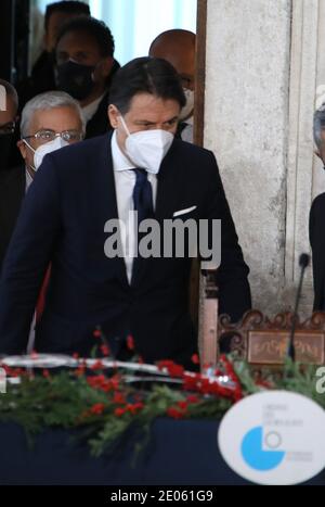 Roma, Italia. 30 dicembre 2020. Roma, conferenza stampa di fine anno del Premier Giuseppe Conte nella foto: Giuseppe Conte Presidente del Consiglio dei Ministri Credit: Independent Photo Agency/Alamy Live News Foto Stock