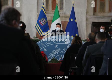 Roma, Italia. 30 dicembre 2020. Roma, conferenza stampa di fine anno del Premier Giuseppe Conte nella foto: Giuseppe Conte Presidente del Consiglio dei Ministri Credit: Independent Photo Agency/Alamy Live News Foto Stock