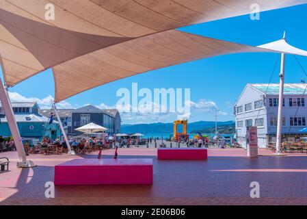 WELLINGTON, NUOVA ZELANDA, 9 FEBBRAIO 2020: Molo Queens sul lungomare di Wellington, Nuova Zelanda Foto Stock