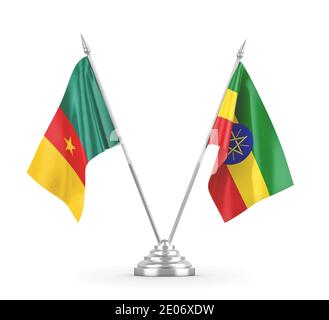 Etiopia e Camerun bandiere da tavolo isolato su sfondo bianco 3D rendering Foto Stock