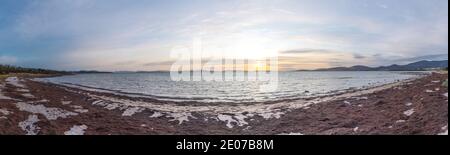 Vista al tramonto della laguna di Orielton a Tasmania, Australia Foto Stock