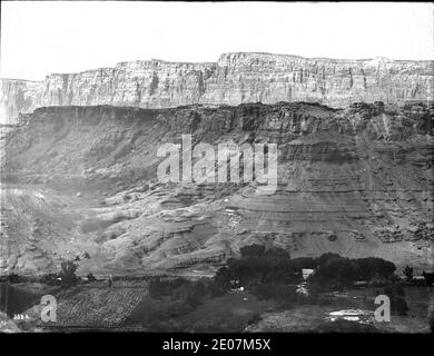 Lee traghetto alla foce del torrente Poria sulla parte superiore del Fiume Colorado, incrocio di Marble Canyon e Glen Canyon, 1900-1930 Foto Stock