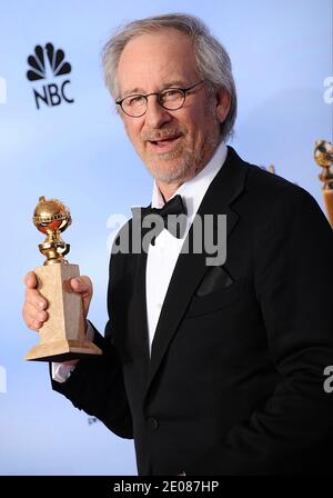 Steven Spielberg (miglior lungometraggio animato per le avventure di Tin Tin) si pone nella sala stampa alla 69° cerimonia annuale dei Golden Globe Awards, tenutasi presso il Beverly Hilton Hotel di Los Angeles, CA, USA il 15 gennaio 2012. Foto di Lionel Hahn/ABACAPRESS.COM Foto Stock