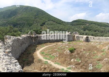 Rovine del castello di Gardiki Foto Stock