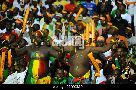 Tifosi e sostenitori del Mali durante la Coppa Africana delle Nazioni 2012, Semifinale, Mali vs Costa d'Avorio allo stade de l'amitie di Libreville, Gabon, l'8 febbraio 2012. Costa d'Avorio ha vinto 1-0. Foto di ABACXAPRESS.COM Foto Stock