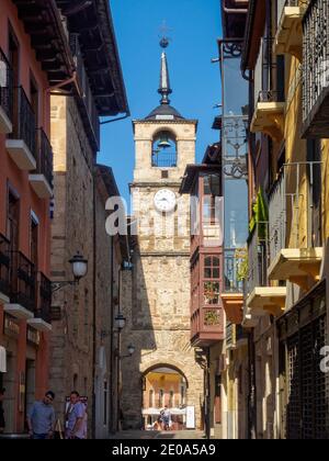 Torre dell'Orologio (Torre del Reloj) - Ponferrada, Castiglia e Leon, Spagna Foto Stock