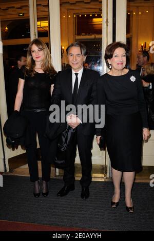 Richard Berry e Roselyne Bachelot hanno partecipato all'annuale Enfance Majuscule Charity Gala che si è tenuto a Salle Gaveau a Parigi, Francia, il 4 marzo 2012. Foto di Alban Wyters/ABACAPRESS.COM Foto Stock