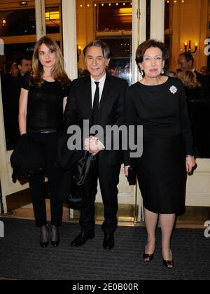 Richard Berry e Roselyne Bachelot hanno partecipato all'annuale Enfance Majuscule Charity Gala che si è tenuto a Salle Gaveau a Parigi, Francia, il 4 marzo 2012. Foto di Alban Wyters/ABACAPRESS.COM Foto Stock