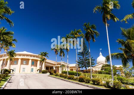 Edificio principale di Palau capitale Nazionale, Ngerulmud, Melekeok, Isola di Babeldaob, Palau, Micronesia, Oceania Foto Stock