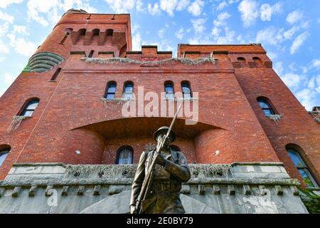 Brooklyn, New York - 20 settembre 2020: YMCA al Park Slope Armory sulla 15th Street a Brooklyn, New York, USA. Foto Stock