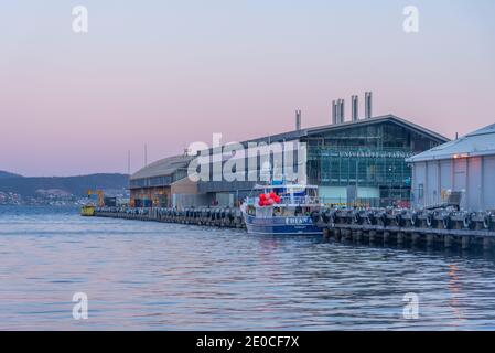 Moli nel porto di Hobart in Australia Foto Stock