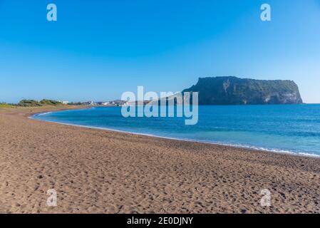 Seongsan Ilchulbong conosciuto come picco dell'alba all'Isola di Jeju, Repubblica di Corea Foto Stock