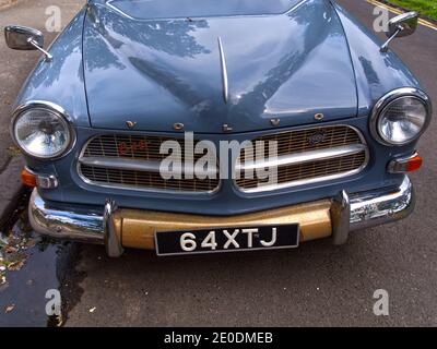 Volvo B-18 122s auto classica vista a St Andrews, Fife, Scozia Foto Stock