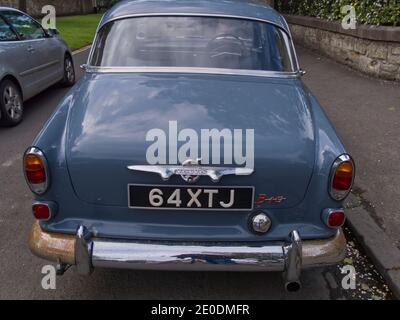 Posteriore della classica Volvo B-18 122s auto, visto a St Andrews, Fife, Scozia Foto Stock