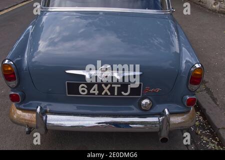 Posteriore della classica Volvo B-18 122s auto, visto a St Andrews, Fife, Scozia Foto Stock