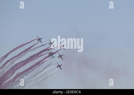 Vista di Airshow sulla Giornata Nazionale del Qatar 2020 a Doha, Qatar Foto Stock