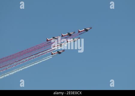 Vista di Airshow sulla Giornata Nazionale del Qatar 2020 a Doha, Qatar Foto Stock