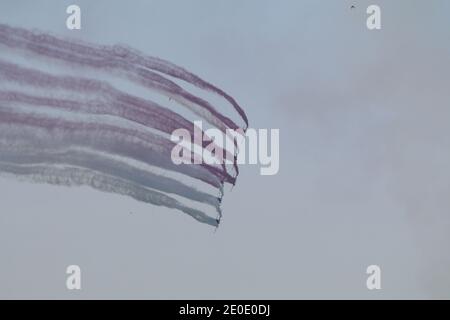 Vista di Airshow sulla Giornata Nazionale del Qatar 2020 a Doha, Qatar Foto Stock