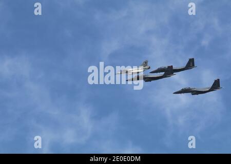 Vista di Airshow sulla Giornata Nazionale del Qatar 2020 a Doha, Qatar Foto Stock