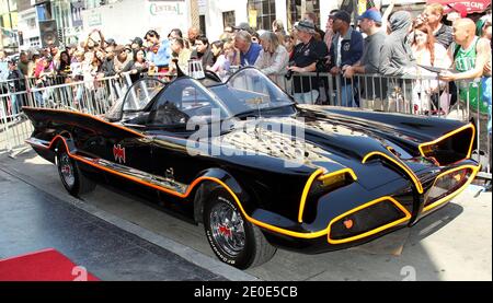 Il Batmobile, Adam West ha premiato con la sua stella sulla Hollywood Walk of Fame a Hollywood, Los Angeles, California, USA il 5 aprile 2012. (Nella foto: La Batmobile). Foto di Baxter/ABACAPRESS.COM Foto Stock