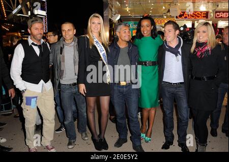 Anthony Kaplan l'immagine sputante di Christophe Mae, Farid Khider, Vincent McDoom, Miss Prestige National 2012, Christelle Roca partecipa al giorno di apertura dell'annuale Foire du Trone a beneficio di 'Enfants de la terre' tenutosi a Parigi, Francia, il 2012 aprile. Foto di Alban Wyters/ABACAPRESS.COM Foto Stock