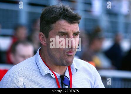 L'allenatore di Warrington Wolve Tony Smith durante la partita di rugby RFL Stobart Superleague Catalan Dragons vs Warrington Wolves. I draghi catalani hanno vinto 44 - 16. Allo stadio Gilbert Brutus di Perpignan, Francia, il 9 aprile 2012. Foto di Michel Clementz/ABACAPRESS.COM Foto Stock