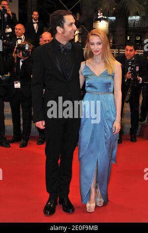 Brandon Cronenberg e Sarah Gadon in posa durante la prima di 'gli zaffiri' al sessantacinquesimo festival di Cannes, a Cannes, Francia meridionale, il 19 maggio 2012. Foto di Aurore Marechal/ABACAPRESS.COM Foto Stock