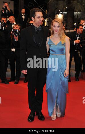 Brandon Cronenberg e Sarah Gadon in posa durante la prima di 'gli zaffiri' al sessantacinquesimo festival di Cannes, a Cannes, Francia meridionale, il 19 maggio 2012. Foto di Aurore Marechal/ABACAPRESS.COM Foto Stock