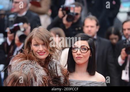 Sylvie Hoarau (a destra) e Aurele Saada della band musicale Brigitte arrivano per la proiezione di Vous N'avez Encore Rien Vu al 65° Festival di Cannes, a Cannes, in Francia, il 21 maggio 2012. Foto di Ammar Abd Rabbo/ABACAPRESS.COM Foto Stock