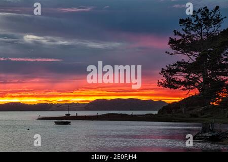 Morro Bay Sunset, San Luis Obispo County, California, Stati Uniti Foto Stock