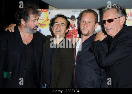 Gustave Kervern, Albert Dupontel, Benoit Poelvoorde e Benoit Delepine partecipano alla prima di 'le Grand Soir' tenutasi presso l'UGC Les Halles di Parigi, Francia, il 5 giugno 2012. Foto di Nicolas Briquet/ABACAPRESS.COM Foto Stock