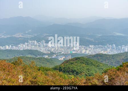 Veduta aerea dell'Università degli Studi Esteri di Busan, repubblica di Corea Foto Stock