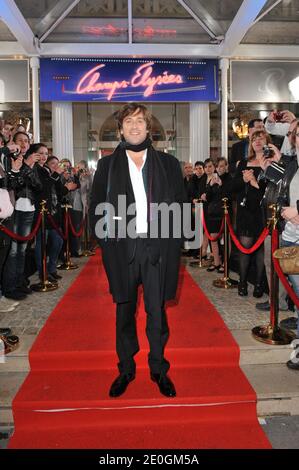 Thomas Dutronc lors de l'enregistrement de l'emission Champs Elysees, Parigi, Francia, maggio 2012. Photo Max Colin/ABACAPRESS.COM Foto Stock