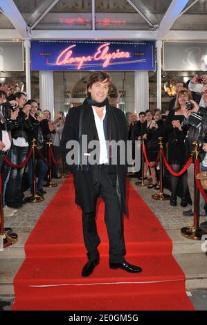 Thomas Dutronc lors de l'enregistrement de l'emission Champs Elysees, Parigi, Francia, maggio 2012. Photo Max Colin/ABACAPRESS.COM Foto Stock