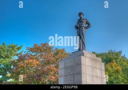 Statua di Douglas MacArthur a Incheon, Repubblica di Corea Foto Stock