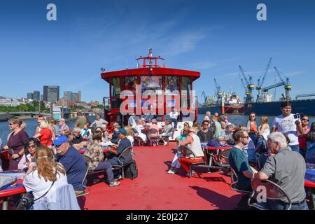 HADAG-Faehre, Liniendienst, Amburgo, Deutschland Foto Stock