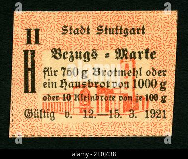 Europa, Deutschland, Deutsches Reich, Baden-Württemberg, Stoccarda, Zeit nach dem 1. Weltkrieg, Bezugsmarke für Mehl oder Brot der Stadtgemeinde Stuttgart, gültig v. 12. - 15. 03. 1921, Größe : 4 cm x 3,2 cm, Rechte werden nicht vertreten . / Europa, Germania, Reich tedesco, Baden-Württemberg, Stoccarda, tempo dopo WW i , timbro di razione per il pane o la farina della comunità di Stoccarda, valido 12. - 15. 03. 1921, dimensioni: 4 cm x 3,2 cm, non vi sono diritti. Foto Stock