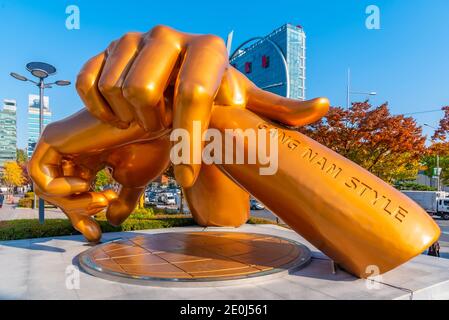 SEOUL, COREA, 7 NOVEMBRE 2019: Monumento in stile Gangnam a Seoul, Repubblica di Corea Foto Stock