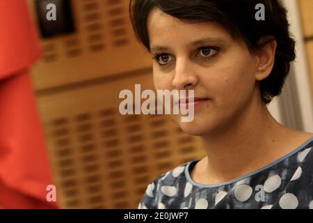 Najat Vallaud-Belkacem, ministro francese dei diritti della donna, partecipa ad un'audizione all'Assemblea nazionale, a Parigi, in Francia, il 18 luglio 2012. Foto di Stephane Lemouton/ABACAPRESS.COM Foto Stock