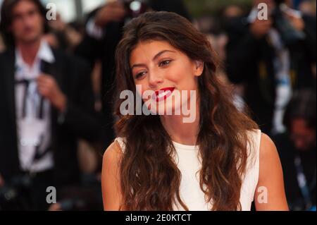 Alessandra Mastronardi partecipa alla Premiere 'To the Wonder' durante il 69° Festival del Cinema di Venezia che si tiene presso il Palazzo del Casino di Venezia il 2 settembre 2012. Foto di Nicolas Genin/ABACAPRESS.COM Foto Stock