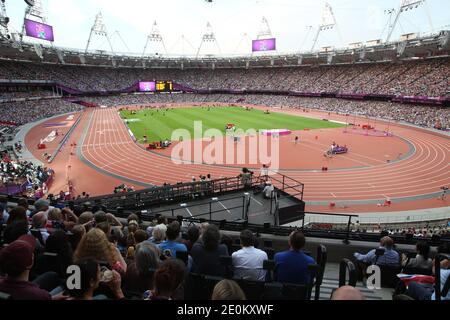 Atmosfera durante i Giochi Paralimpici di Londra del 2012 allo Stadio Olimpico di Londra, Regno Unito, il 3 settembre 2012. Lukasz Masczarz ha vinto la medaglia di bronzo dell'evento. Foto di Pasco/ABACAPRESS.COM Foto Stock